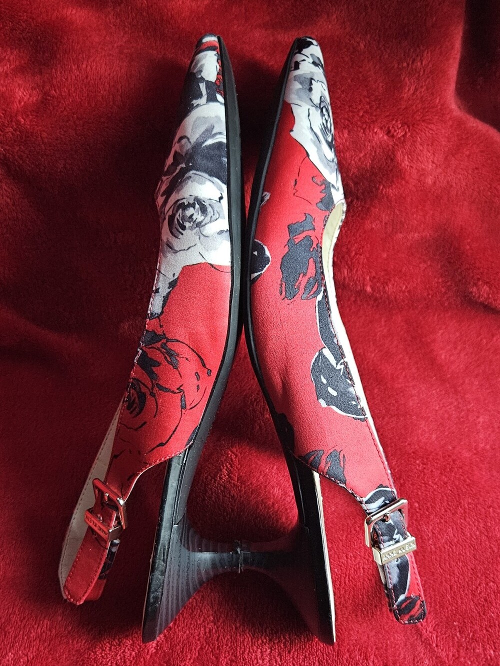 Anne Klein Expert Red Floral Pointed-Toe Kitten Heel Slingback Pumps - Size 10M - Picture 3 of 7